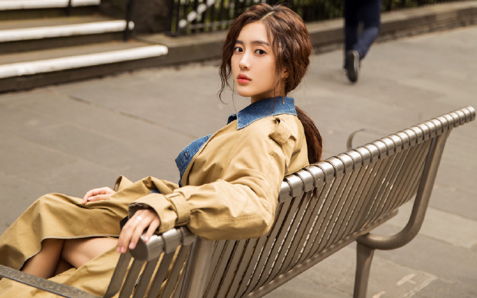 爱心驿站、人防纳凉中心、喷洒作业……各地积极“战”高温保民生